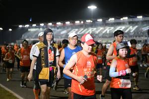BIB: 732, 27246, 23980
                            <button type="button" onclick="openModal(10853137)" class="btn btn-primary btn-sm float-right btn-popup" data-toggle="modal" data-target=".modal-high-quality">
                        <i class="fas fa-shopping-cart"></i> Add to Cart
                    </button>
                                            <button type="button" onclick="isThisMe(10853137, true)" class="btn btn-success btn-sm float-right btn-popup btn-isme hidden" data-toggle="tooltip" data-placement="bottom" title="นี่คือรูปของคุณใช่ไหม คลิกที่นี่เพื่อเอาเข้าอัลบั้ม">
                        <i class="fas fa-plus"></i> Add to album
                    </button>
                    <button type="button" onclick="isThisMe(10853137, false)" class="btn btn-warning btn-sm float-right btn-popup btn-isnotme hidden">
                        <i class="fas fa-ban"></i> Remove from album
                    </button>